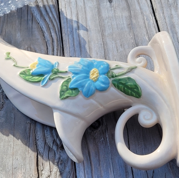 EUC Hull Art Light Peach Colored Vase with Blue Magnolia Flowers Made in USA - Picture 7 of 8